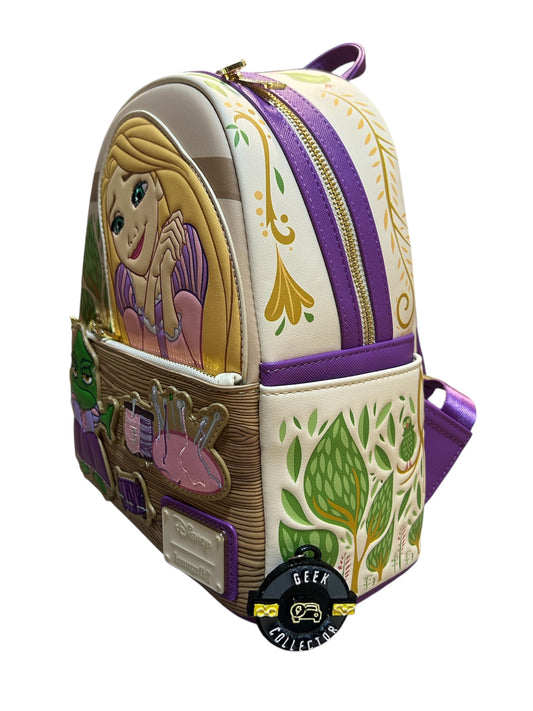 Mini Mochila Loungefly: Disney Tangled - Rapunzel y Pascal (Vestido de Gala)