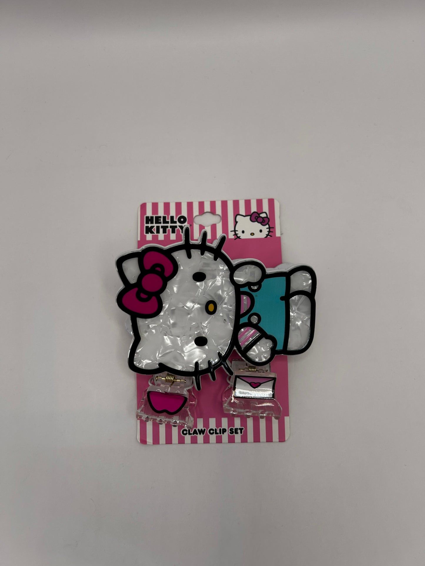 Set de Pinzas Hello Kitty - Edición "Nostalgia Perlada"