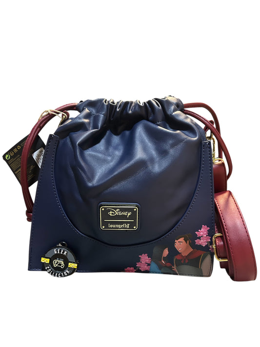 Bolso Loungefly Disney: Mulán - "Fiesta en el Palacio Imperial" Crossbody