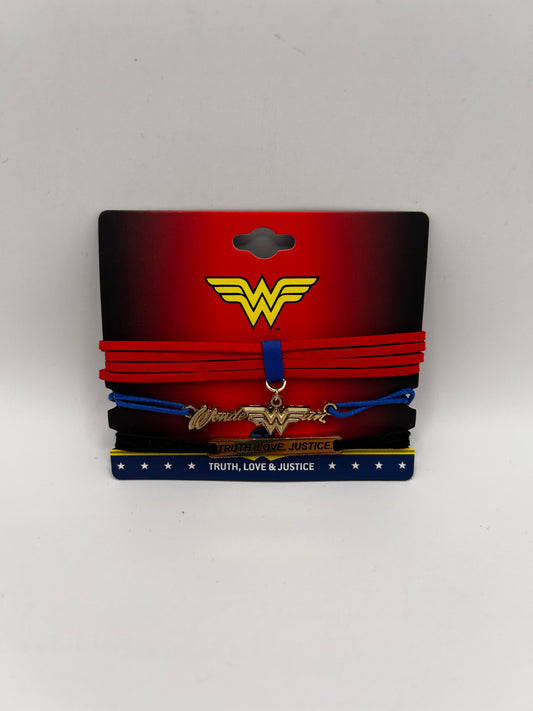 Set de Pulseras Wonder Woman: "Truth, Love & Justice"