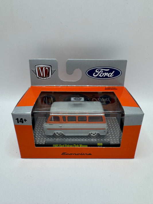 M2 Machines: 1965 Ford Falcon Club Wagon - Edición "Econoline"