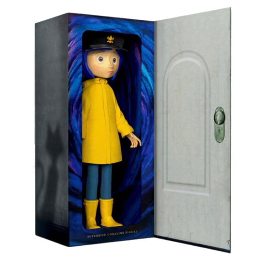 Figura Super7 Supersize: Coraline con Impermeable Amarillo