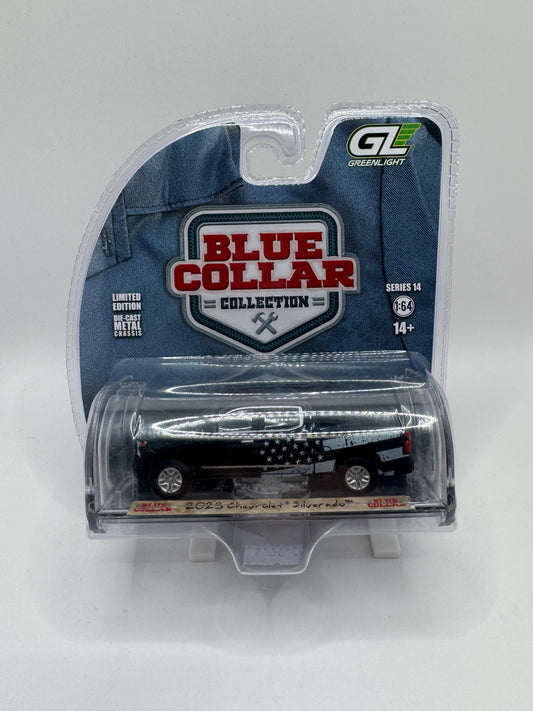 GreenLight: 2023 Chevrolet Silverado – Blue Collar Collection