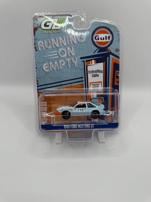 Greenlight 1:64 Running on Empty – 1989 Ford Mustang GT