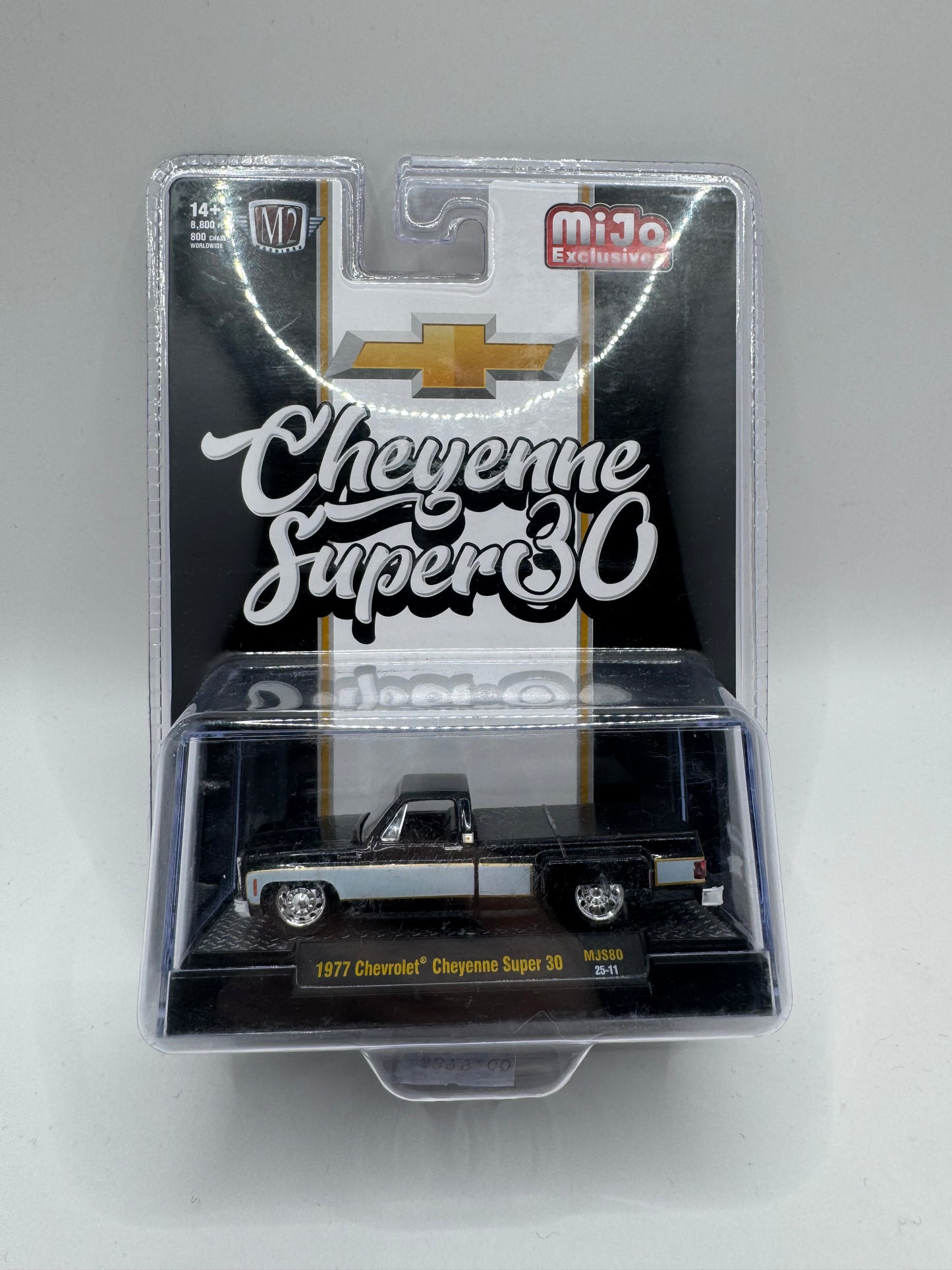 M2 Machines: 1977 Chevrolet Cheyenne Super 30 – Black & Silver Edition
