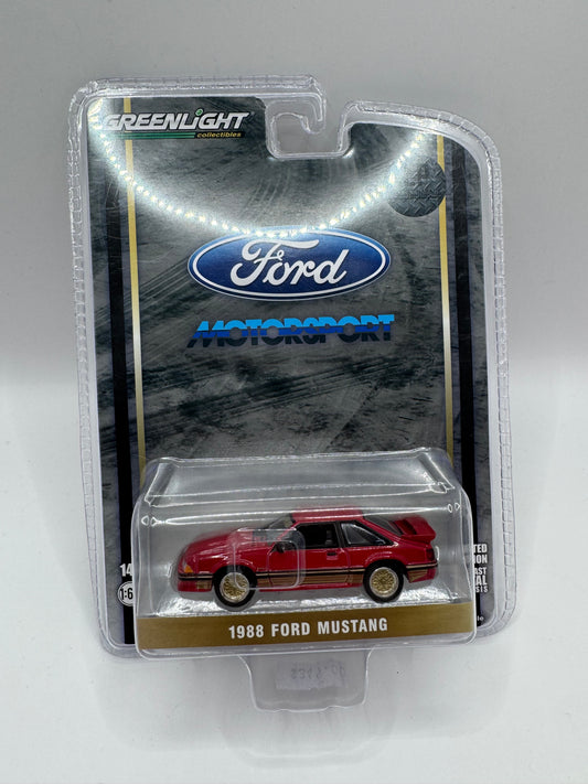 Greenlight 1:64 Ford Motorsport – 1988 Ford Mustang GT