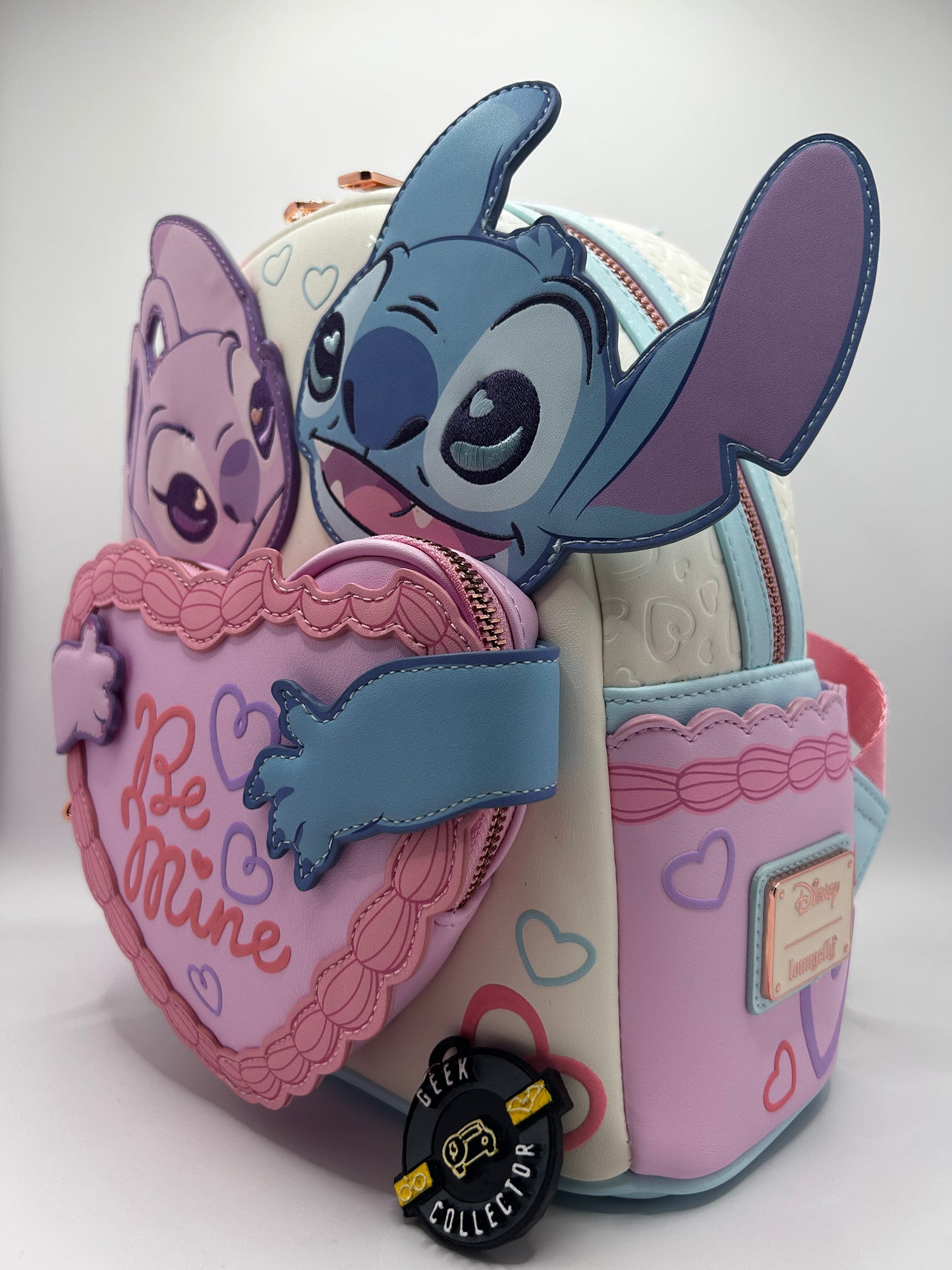 Mini Mochila Loungefly: Stitch y Angel "Be Mine" – Edición Especial de San Valentín