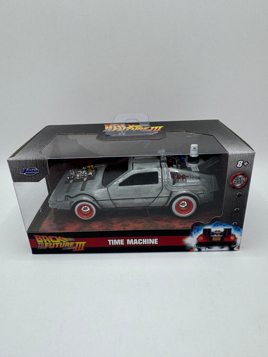 DeLorean Time Machine - Back to the Future Part III 1:32