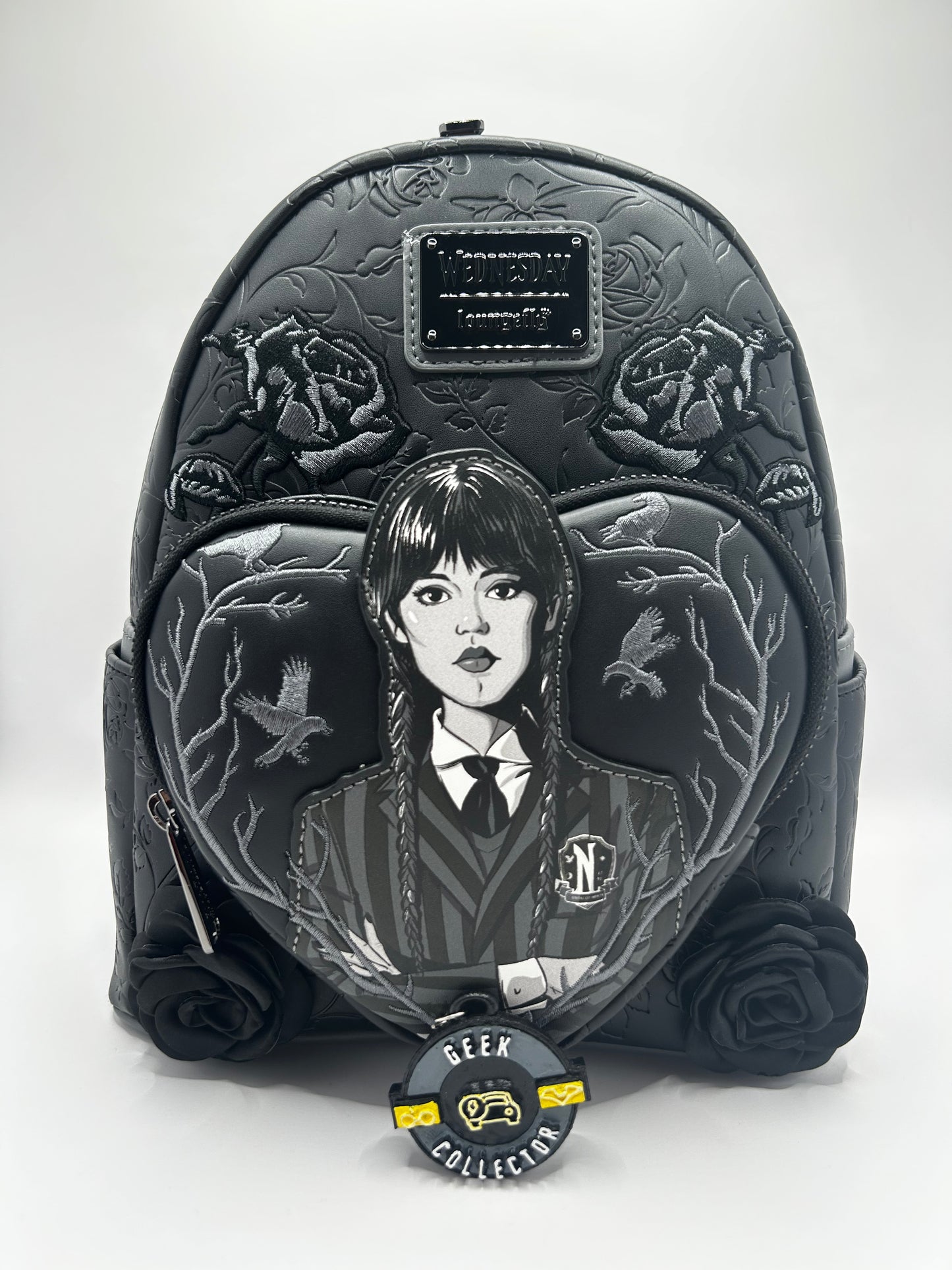 Mini Mochila Loungefly: Merlina Addams - Academia Nevermore