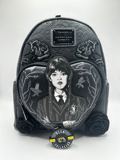 Mini Mochila Loungefly: Merlina Addams - Academia Nevermore
