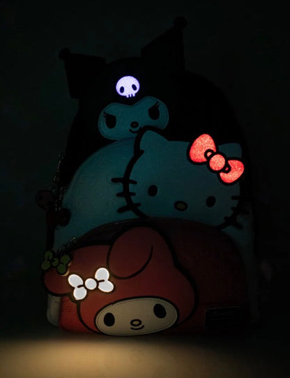 Mochila Loungefly Sanrio: Triple Diversión (Kuromi, Hello Kitty & My Melody)