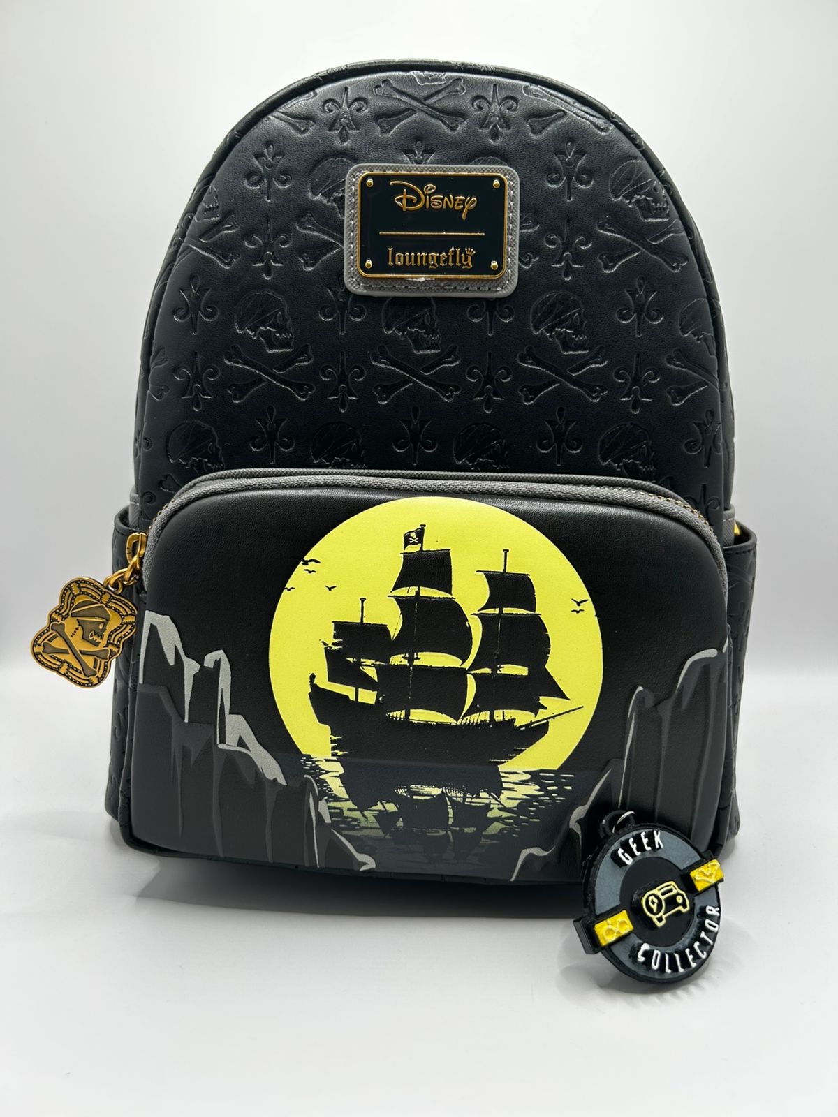Loungefly The Black Pearl Mini Backpack Disney Pirates of the Caribbean Glows in the Dark